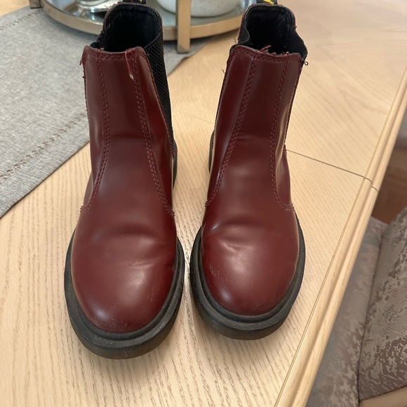 DR MARTENS LEATHER CHELSEA BOOTS - Picture 8 of 8